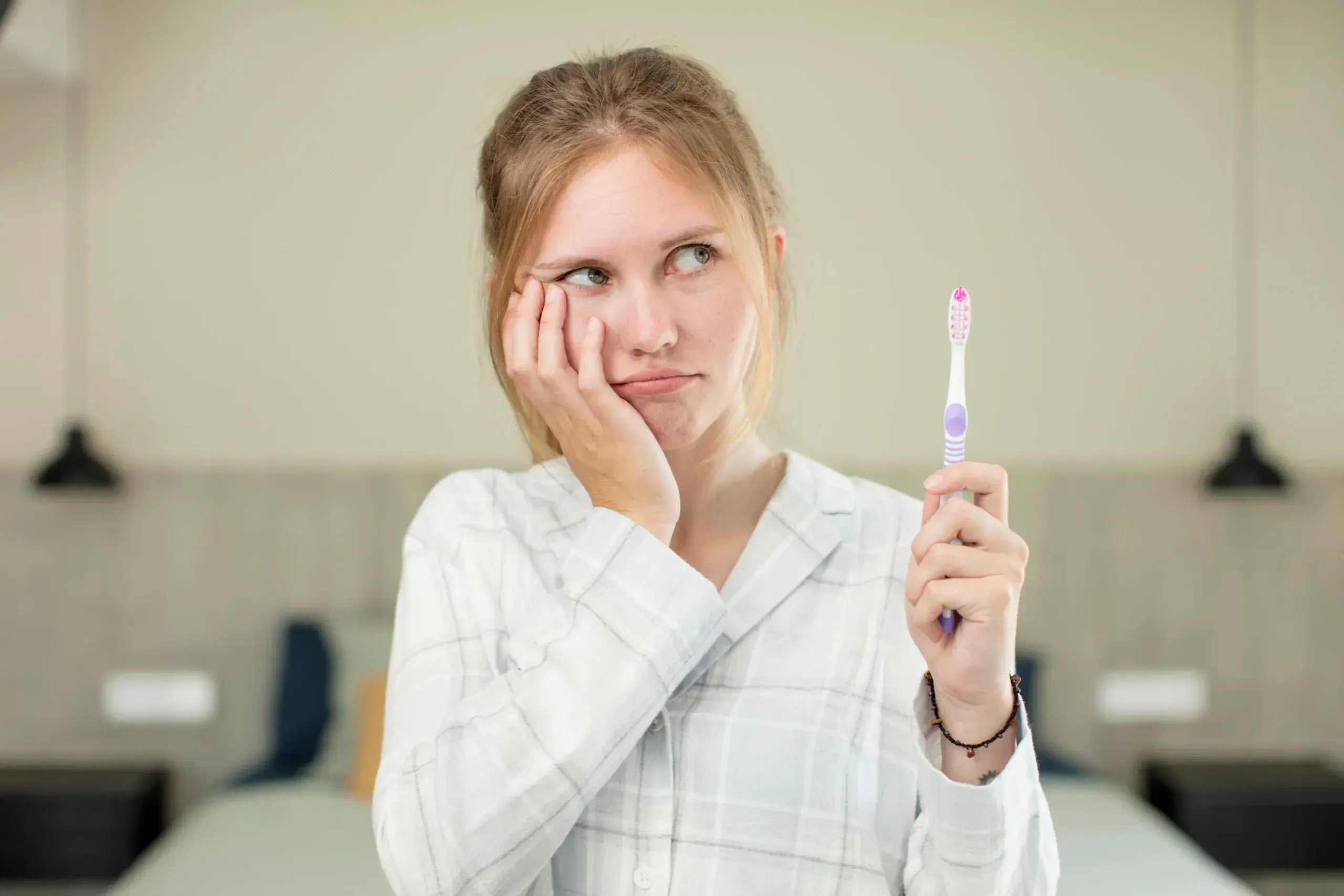 Patient receiving a comfortable cavity exam at East Ellijay Family and Cosmetic Dentistry